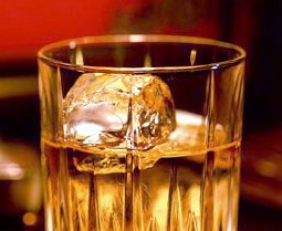 Amazon.co.jp: ホワイト＆マッカイ12年 : 食品・飲料・お酒