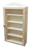 Vitrina para colecciones. En madera de pino crudo, para decorar. Consta de 5 baldas, ideal para coleccionar diferentes artículos, dedales, miniaturas, etc... Con puerta de cristal. Copete decorativo en la parte superior.Medidas exteriores (ancho/fondo/alto): 25*8,5*44 cms. Distancia entre baldas: 6.7 cms. Baldas fijas.