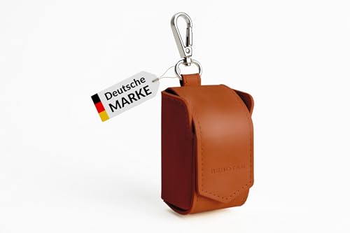 BEBOTAN Hundekotbeutel Spender mit Karabiner – Hochwertiger Kotbeutelhalter aus veganem Kunstleder inkl. 1 Rolle Hundekotbeutel – Praktisches Hundezubehör für unterwegs (Braun)