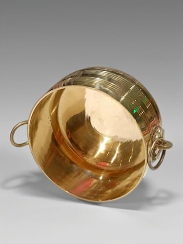 Image of Brass para kalasa Kerala Traditional Vessel | Padi Urli for Pooja, Diya & Flower Decoration (5.5cm x9cm) (Small)