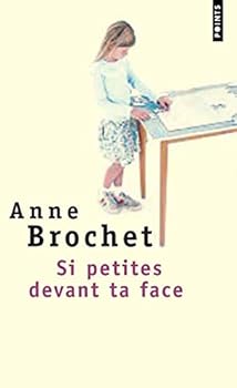 Paperback Si Petites Devant Ta Face [French] Book