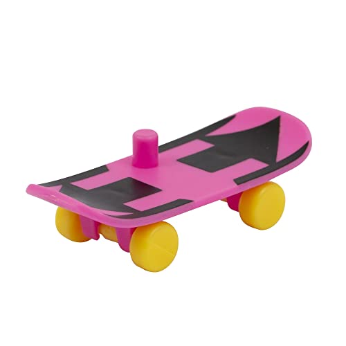 Pinocchio and Friends Giochi Preziosi Pinocchio Action Figure and Skateboard Accessory, Great Gift For Kids 3+ - Image 4