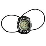 La brújula de buceo tiene una forma de reloj que es compacta y portátil. También es fácil de llevar para que solo necesite usarlo como un reloj.