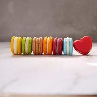 Macarons Mix - French Cookies - Baked Upon Order Macaroons with Recipe from France - Fresh Macarons Handcrafted by French Chefs - Gluten-free - Assorted Flavors (12 Macarons)