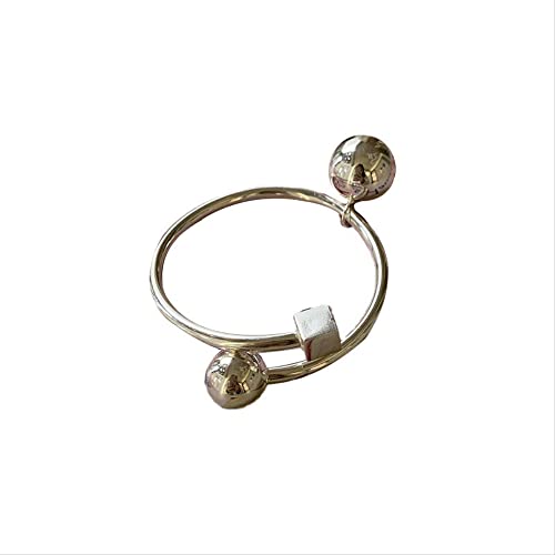 Bracelet carré brillant irrégulier bijou d'exception au fini miroir