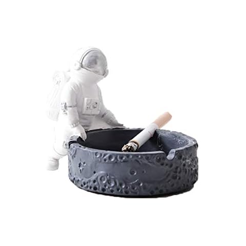 CKCL Ashtrays,cigarettes Windproof Astronaut Ash Tray with Lid Astronaut&planet Statues Figurine for Resin with Lid for Indoor Outdoor Patio Home Office Spaceman Ashtraay Ornament Desktop,F Cover