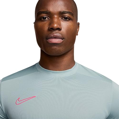 Image of Nike Mens Cotton Blend Solid Regular Fit T-Shirt