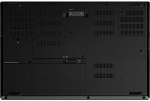 Abaixo view of the Lenovo ThinkPad P50, showing access panels for components like RAM and storage.