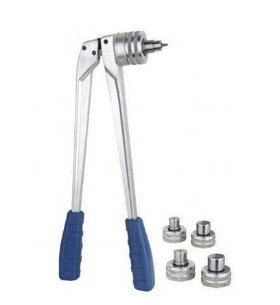 Tuyau extensible bien aligné dans la salle de bain avec Gowe