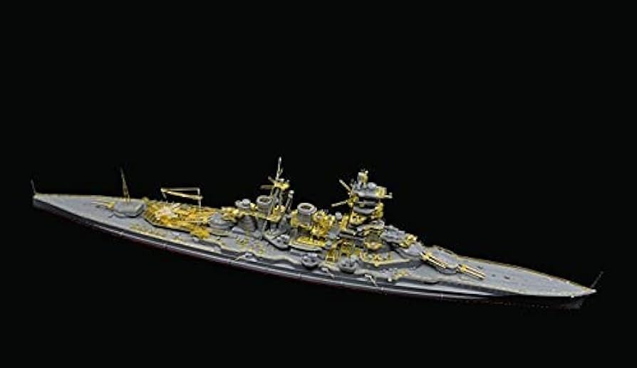 Amazon | フライホークモデル 1/700 日本海軍 戦艦 金剛 1944年