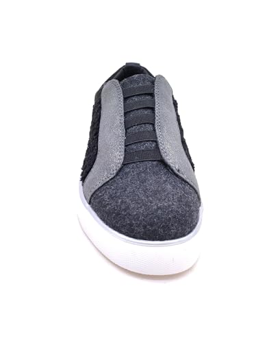 Kenneth Cole REACTION Women's Bonnie Cozy Sneaker2