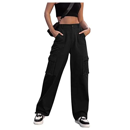 25 Cozy Winter Outfit Ideas for Women (Style Guide) Cargo Pants