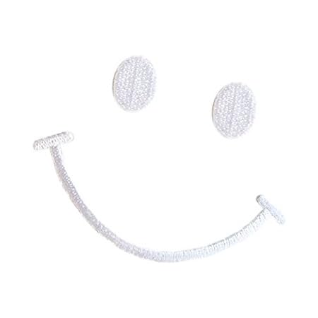 Amazon Co Jp スマイル ワッペン 刺繍ワッペン アイロン接着 Smile ニコちゃん にこちゃん アップリケ アイロンワッペン 手芸 かわいい ホビー