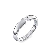 Das elegante, moderne, klassische, zeitlose, edele, feine und feminine Schmucktück wird Sie jeden Tag auf Neue erfreuen. Besonders geeignet ist dieser Damenschmuck für folgende Anlässe oder als Geschenk: Hochzeit, Verlobung, Geburtstag und Valentinstag. Da der Stein im Ring frei schwebt, wird er auch als Spannring bezeichnet. Spannringe werden klassischerweise in Weißgold mit einem Diamant (Brilliant) gewählt. .