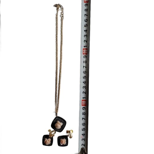 󏭂ȂׂbƎX̃y_gƃCÕZbg