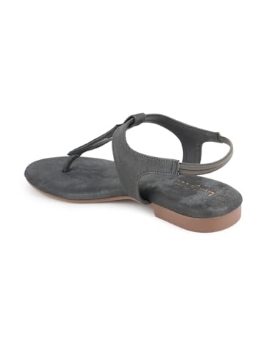Image of Discover Comfortable Low Heel Flat Sandals for Summer: Perfect Footwear for Day-to-Night Outfits and Relaxing Days