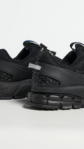 Image of Nike FV2295-001 Zoom Vomero Roam Winterized Mens Lifestyle Shoe - Black /Light Silver /J