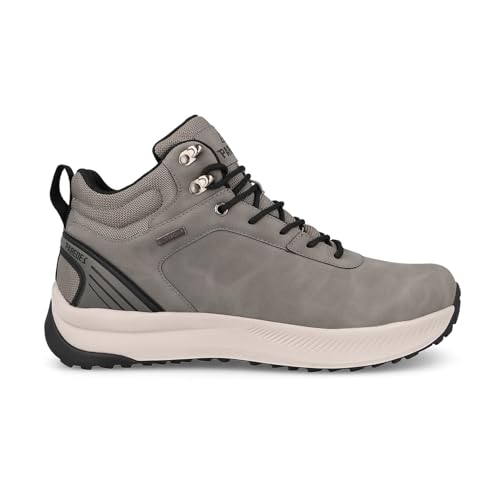 Bottes de trekking pour homme sur les sentiers de randonnée