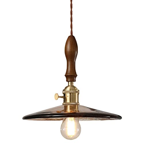 Suspension en laiton design scandinave pour éclairer un salon