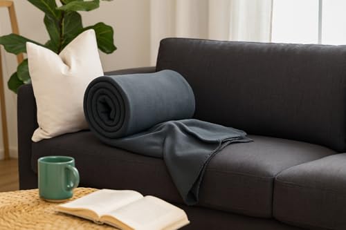Betz Fleecedecke 130x170 cm 180g/m² – Weiche Wohndecke & Kuscheldecke – Flauschige Sofadecke als Tagesdecke – Leicht, wärmend & pflegeleicht – Farbe Anthrazit
