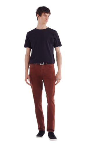 Pantalon à 5 poches pour éviter les tenues d'homme monotones