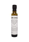 Aceite puro recién prensado en frío de la mejor selección de semillas de girasol. Se puede tomar para la dieta diaria como una adición a las ensaladas, salsas o también directamente de una cuchara. Se puede aplicar tópicamente en la piel y el cuero cabelludo, la cara, el cabello y las manos. Puede usarse como agente puro, mezclado con otros aceites, para el enriquecimiento de cosméticos