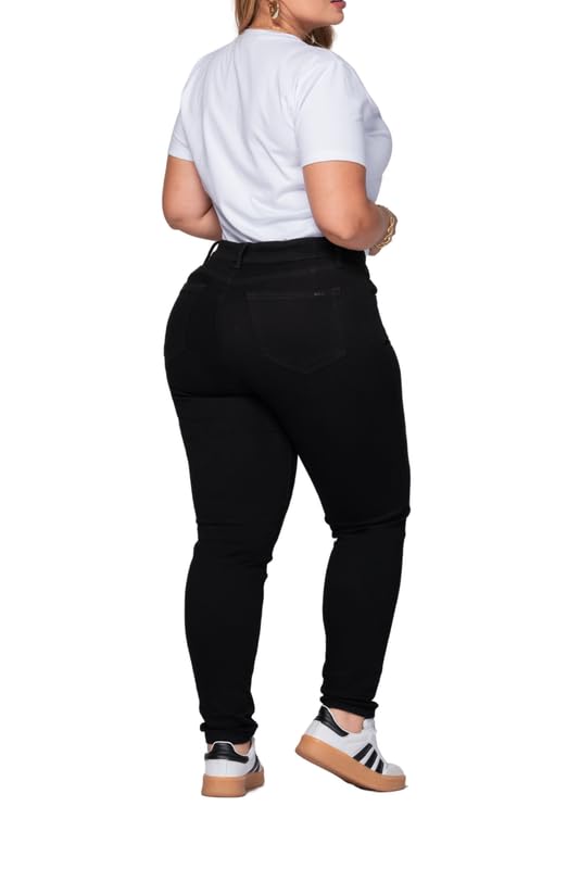 Trucco’s One-Size Plus Size High-Waisted Skinny Jeans