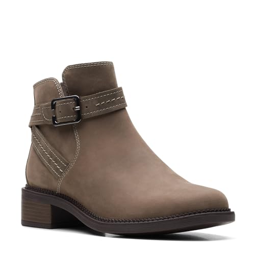 Image of Clarks womens 26168079-dark Tan L Uniform Dress Shoe