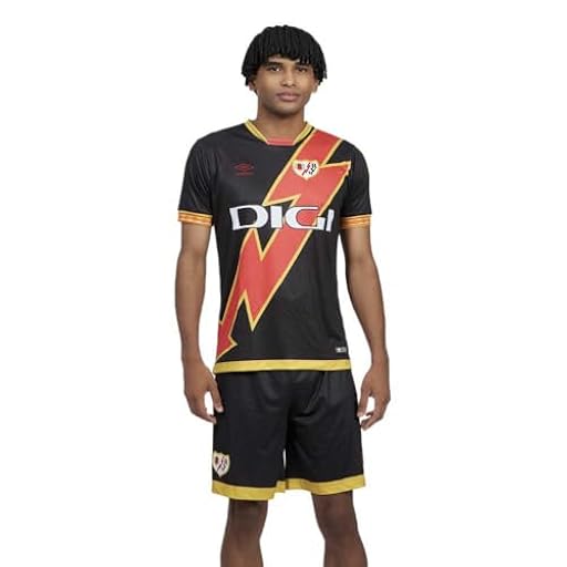 Umbro Rayo Vallecano 23/24 Away Short Sleeve T-Shirt (FR/ES, Letras, XL, Regular, Regular) | Ya disponible en tu tienda friki favorita! En mundofriki.es!