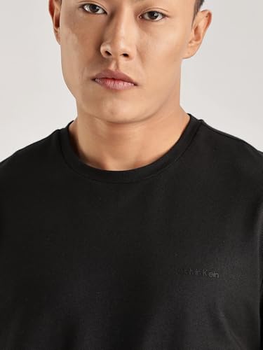 Image of Calvin Klein Men's Move Tech Pique T-Shirt