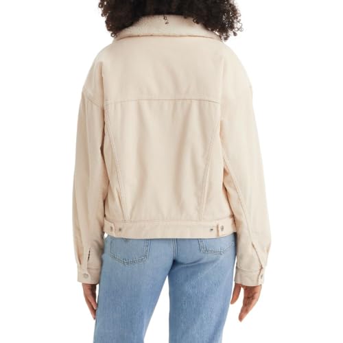 Image of Levi's Women's 90s Sherpa Trucker Jacket (Standard and Plus)