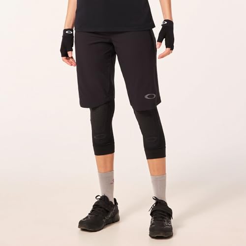 Short Seeker Airline Oakley pour femme : vêtement de sport léger et respirant
