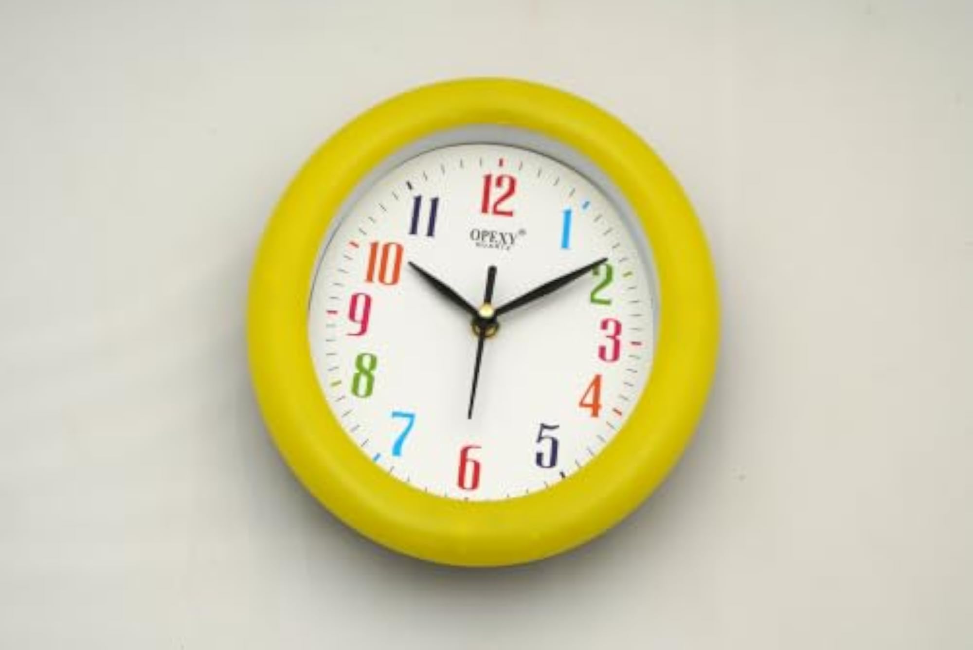 Quartz Oval Analog Wall Clock with Multicolour Dial