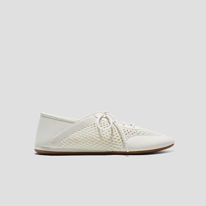 VIVAIA Yara Women's Mesh Sneakers, Round Toe Comfort Soft Breathable Fashion Lightweight Flat Shoes