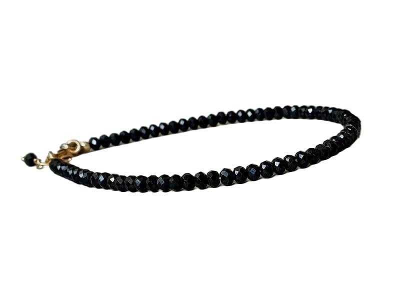 Bracelet minimaliste spinelle noire pour layering quotidien