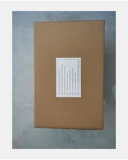 เต็ม view of the product packaging box