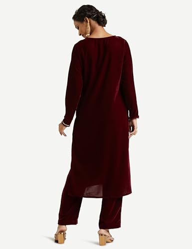 Image of Amazon Brand - Myx Women's Embroidered Festive Velvet Kurta Set with Pants (Available in Plus Sizes)