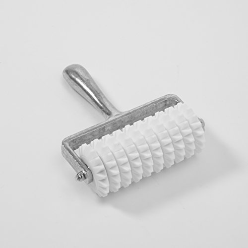 American Metalcraft DDCH7755 Ten-Wheel Casted Handle Dough Roller Docker Plastic with Aluminum Handle
