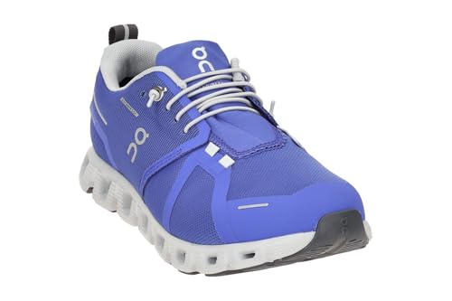 Image of On Women's Cloud 5 Waterproof Sneakers