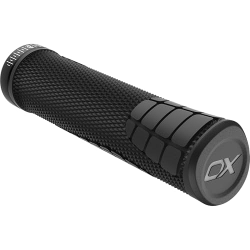 Il nuovo 7OX PRO nel disegno de ION. Perfetta ergonomia di presa per utenti avanzati con utilizzo preferenziale nel terreno per gravità e discesa.