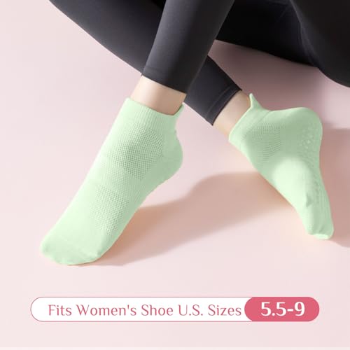 Image of 4 Pairs Pilates Socks with Grips for Women, Non-Slip Grip Yoga Athletic Socks for Barre Barefoot Workout