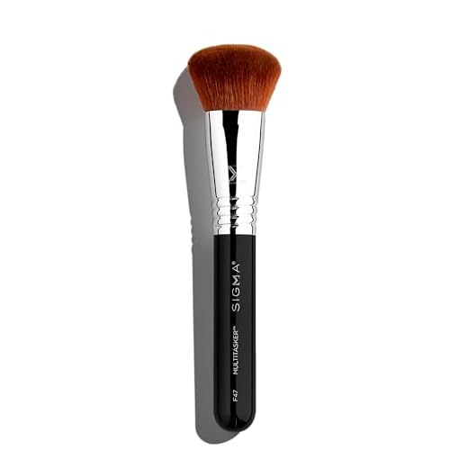 Sigma Beauty Pincel de maquiagem multitarefa F47 – Pincel multiuso de maquiagem facial para misturar, contornar e polir, use com base, blush, bronzeador, contorno ou iluminador (1 pincel)