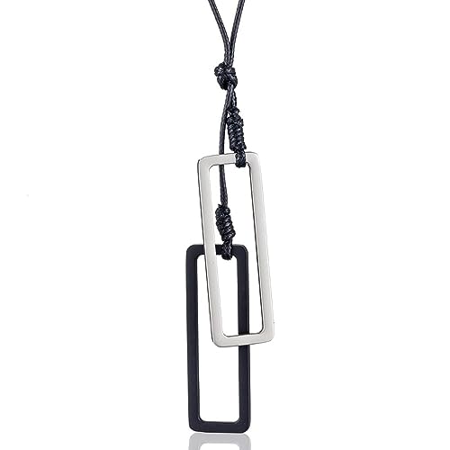 Sublimez un décolleté uni avec ce collier longues chaînes argentées tendance pour femme