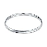 Diseño clásico de grapas - cada chica necesita que ella vaya a Bangle Bracelet para añadir brillo a cualquier aspecto. Compuesta enteramente de acero inoxidable brillante, este brazalete rezuma apelación contemporáneo. Un sofisticado , joyas de grapas y un nuevo elemento para tu colección favorita.