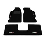 Kit Tappetini Auto compatibili con Citroen Saxo 1996-2003 - posteriore unito. COMPOSIZIONE SET: 2 tappetini anteriori e 1 tappetino posteriore. Colore: moquette nera, bordo nero, cucitura bianca.