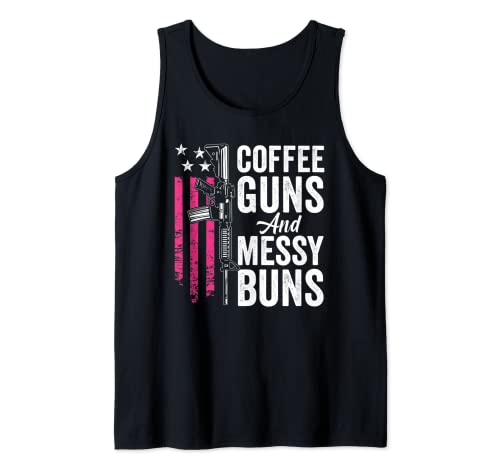 Pistola de café y bollos desordenados - rosa AR15 USA Funny Womens Gun Camiseta sin Mangas