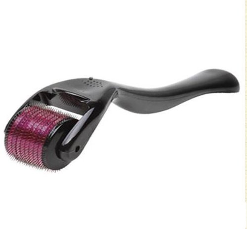 Boolavard Roulette avec 540 mini aiguilles en titane pour cicatrices d'acné et vergetures 1,5 mm Cover