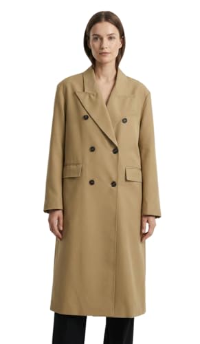 Manteau long oversize femme idéal pour affronter la pluie en ville