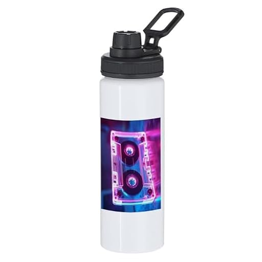 MERCHANDMANIA Bidón cierre hermético 800 ml acero inoxidable cinta casette retro vintage futurista friki gamer botella deportivo | Ya disponible en tu tienda friki favorita! En mundofriki.es! MERCHANDMANIA Bidón cierre hermético 800 ml acero inoxidable cinta casette retro vintage futurista friki gamer botella deportivo | Ya disponible en tu tienda friki favorita! En mundofriki.es!