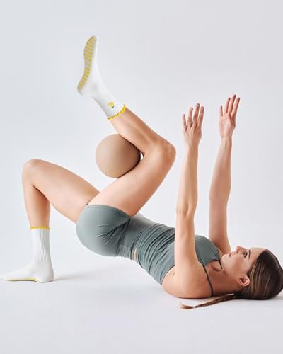 Image of 3 Pairs Pilates Socks with Grips for Women Non Slip Grip Ruffle Yoga Ankle Grippy Socks